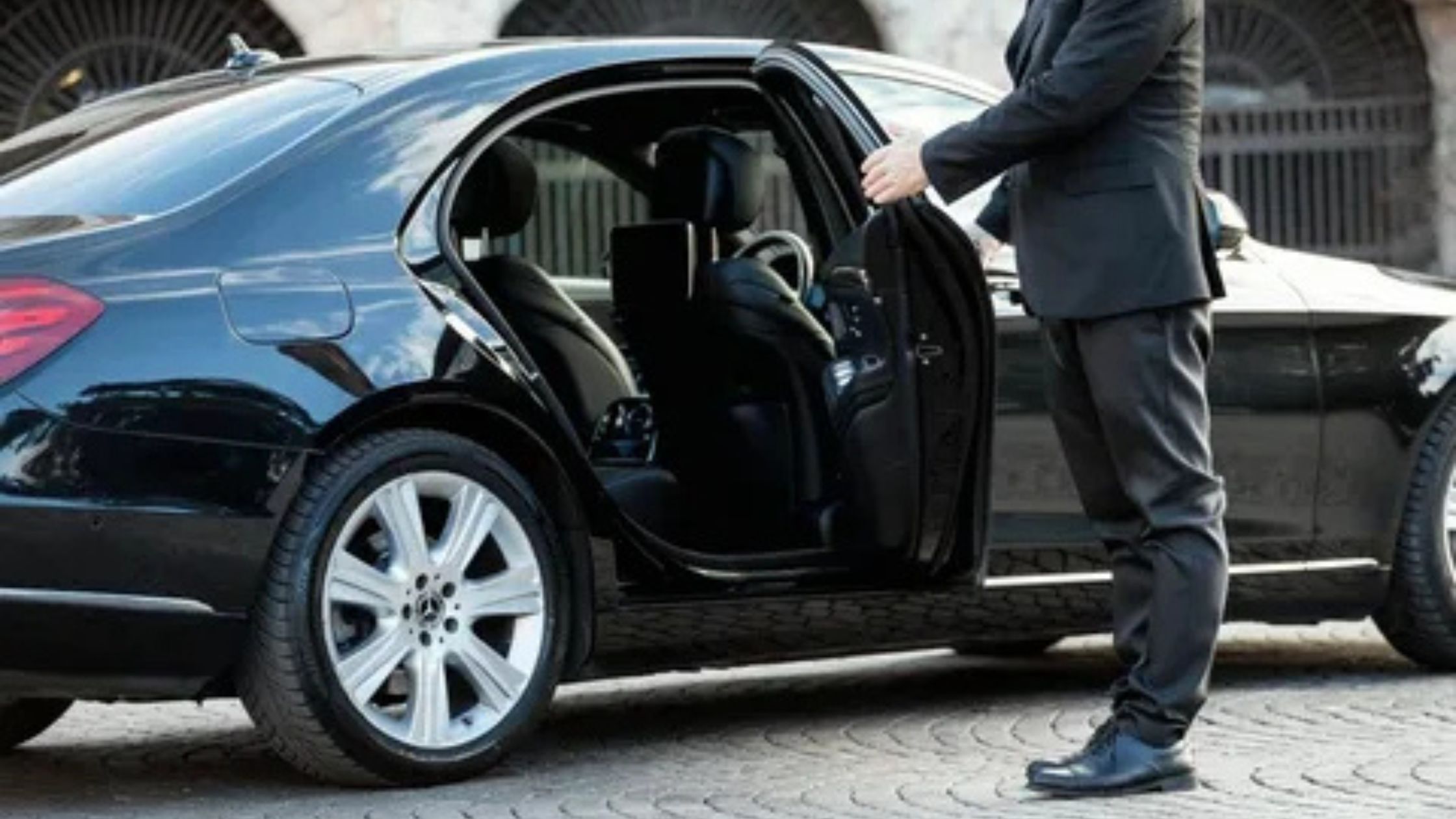 Luxury Car Service Near You